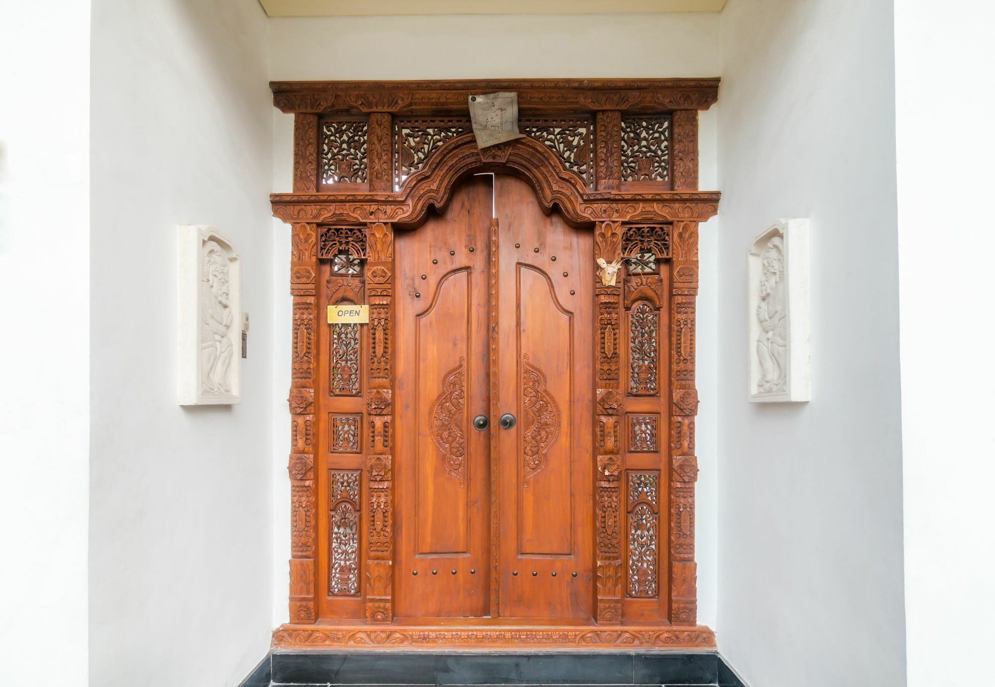 Zen Rooms Denpasar Mertasari Exterior foto