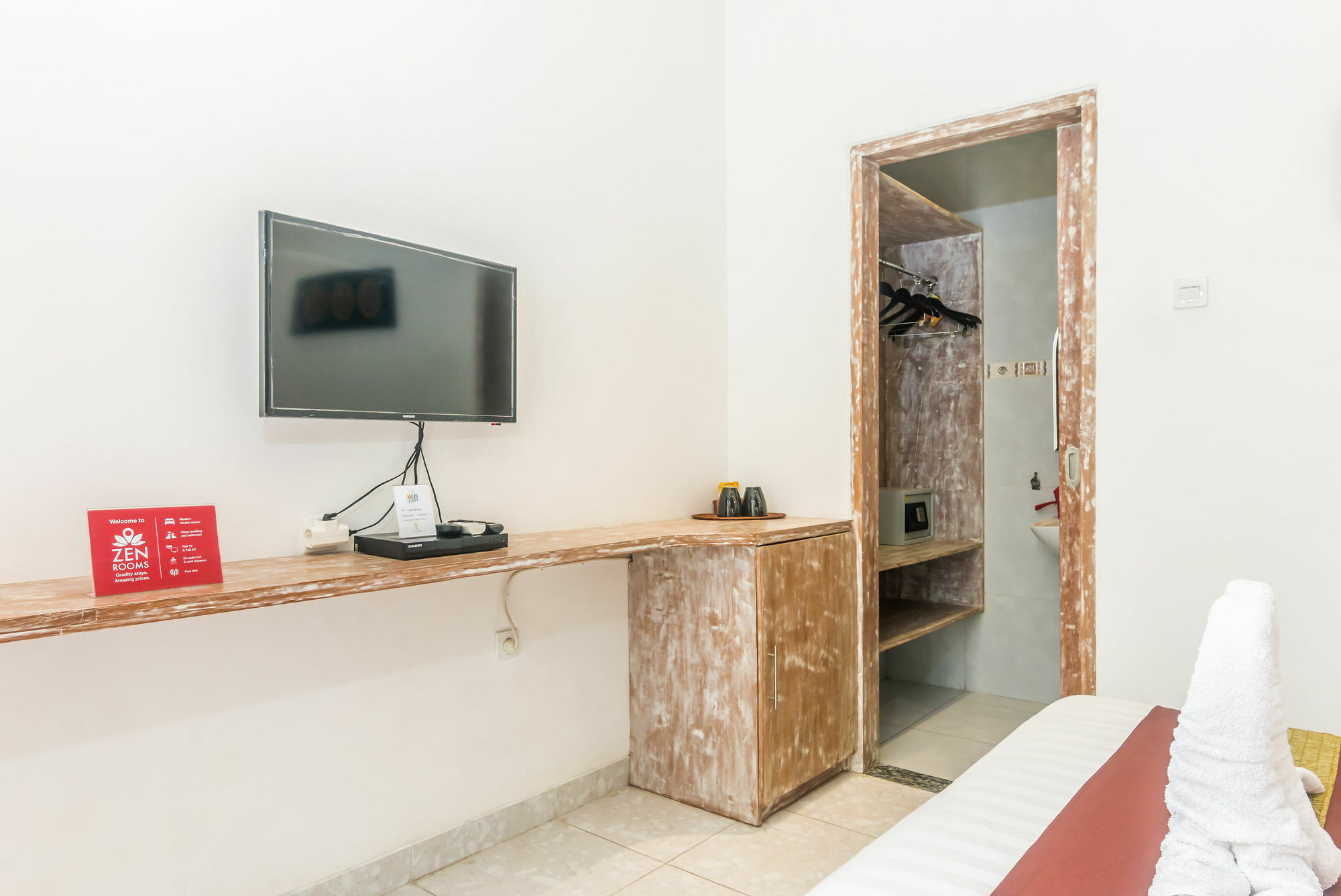 Zen Rooms Denpasar Mertasari Exterior foto